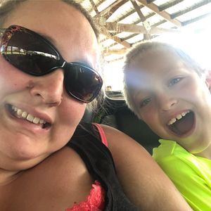 Meet your Posher, Melissa